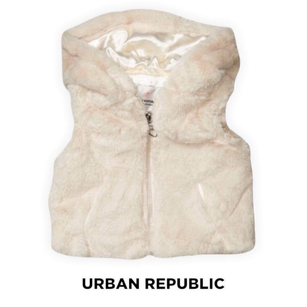 URBAN REPUBLIC | Ivory | HOODED FAUX FUR VEST
